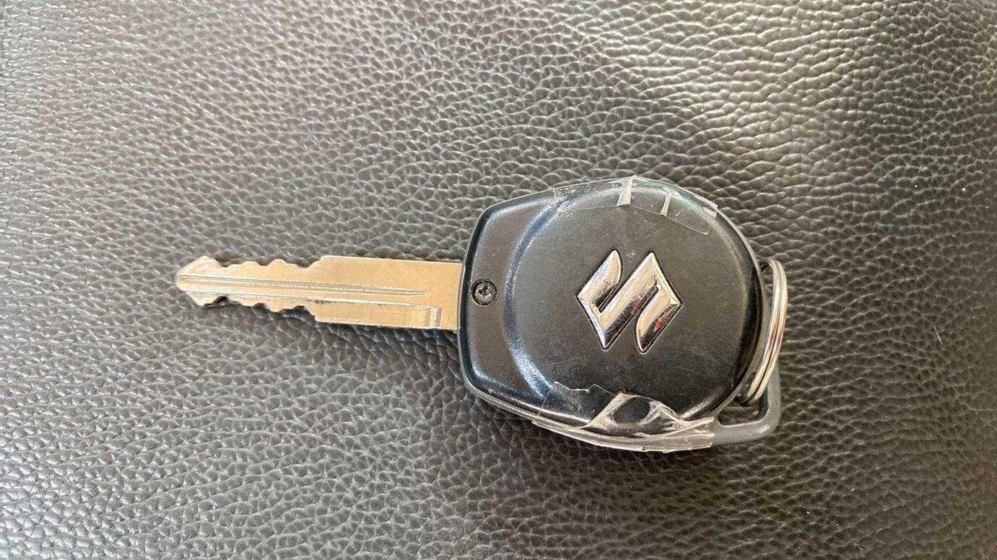 2019 Maruti Alto VXI, CNG, Manual, 9,783 km, Key Close Up