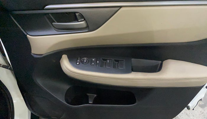 2023 Honda ELEVATE VX MT, Petrol, Manual, 15,538 km, Driver Side Door Panels Control