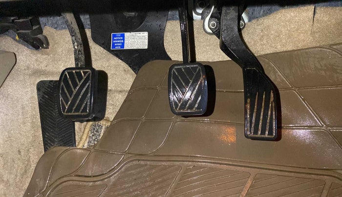 2018 Maruti Ciaz ZETA 1.4  MT PETROL, Petrol, Manual, 58,846 km, Pedals