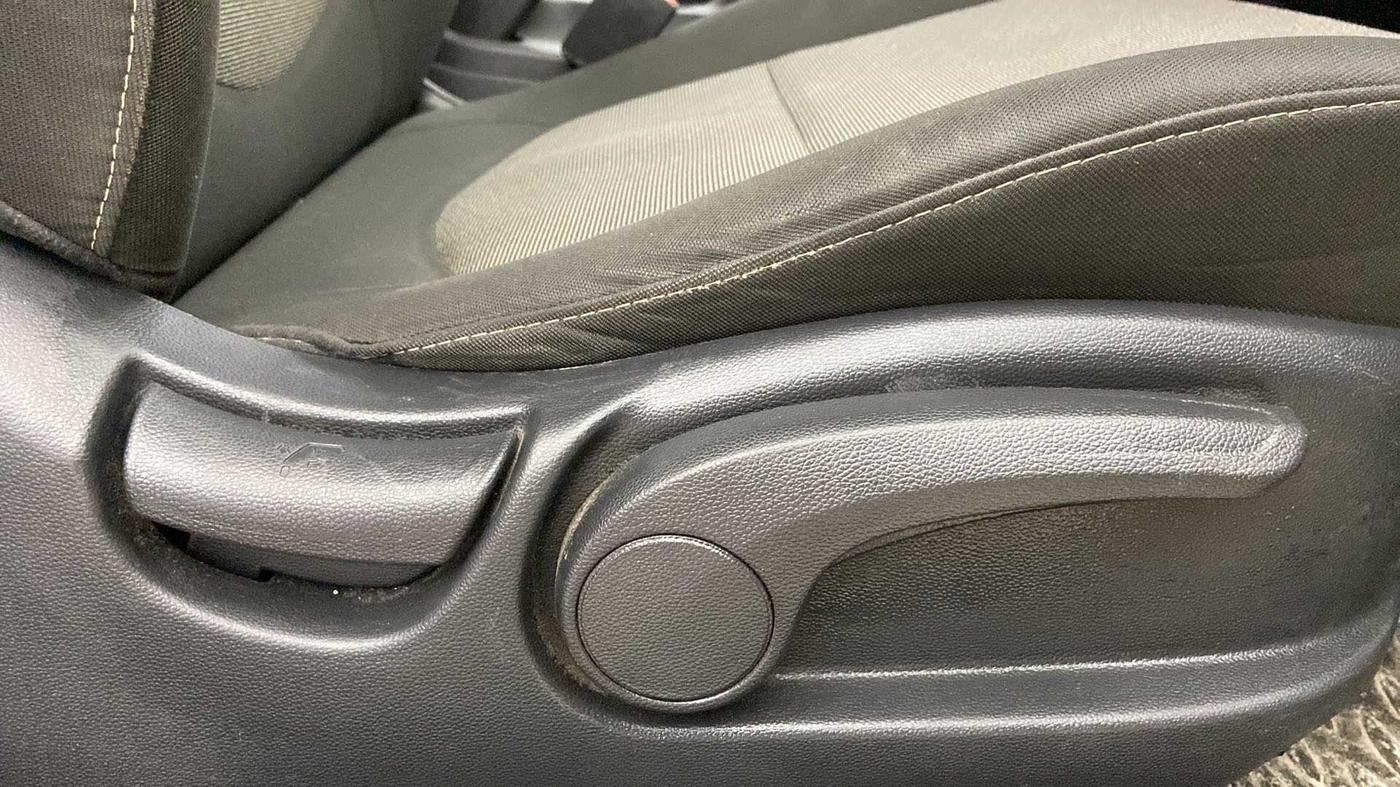 2016 Hyundai Creta SX PLUS AT 1.6 PETROL, Petrol, Automatic, 59,705 km, Driver Side Adjustment Panel