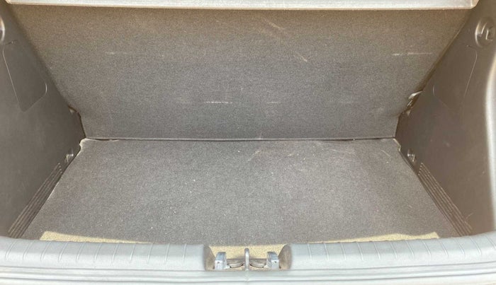 2021 Hyundai NEW I20 SPORTZ 1.5 MT, Diesel, Manual, 12,902 km, Boot Inside