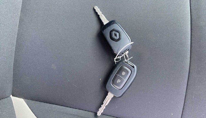 2023 Renault TRIBER RXL MT, Petrol, Manual, 6,791 km, Key Close Up