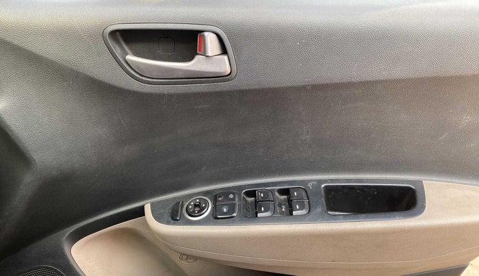 2014 Hyundai Xcent S 1.2, Petrol, Manual, 97,215 km, Driver Side Door Panels Control