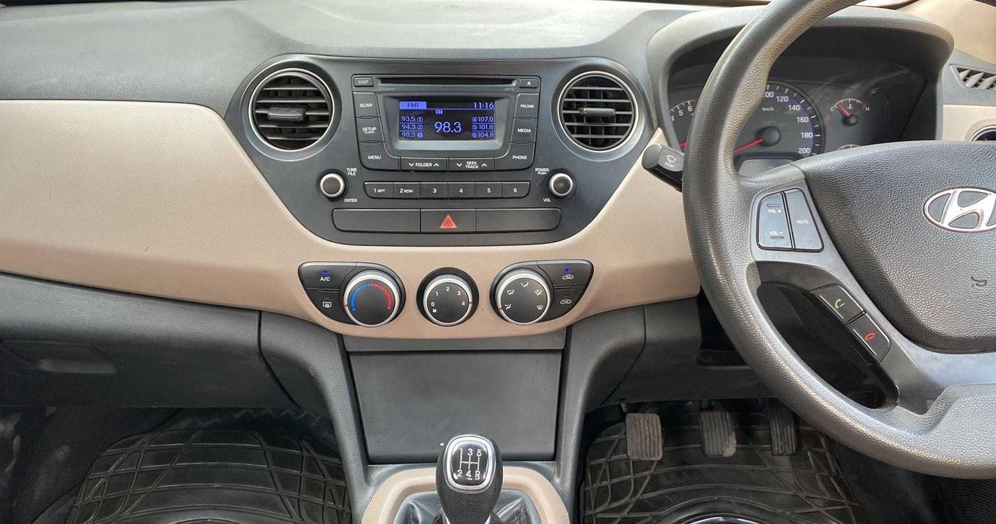 2014 Hyundai Xcent S 1.2, Petrol, Manual, 97,215 km, Air Conditioner