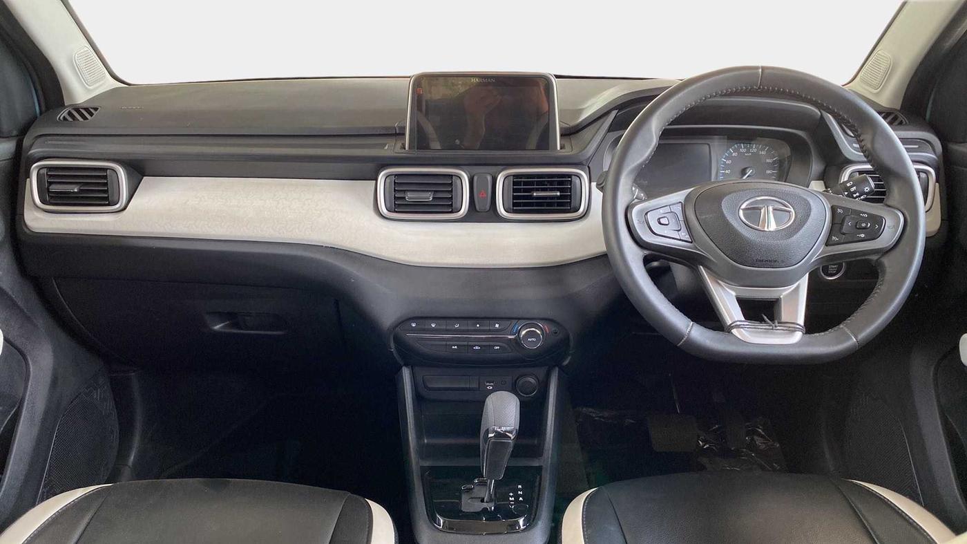 2023 Tata PUNCH CREATIVE  AMT, Petrol, Automatic, 3,090 km, Dashboard