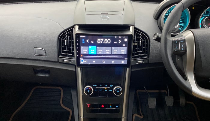 2018 Mahindra XUV500 W7 FWD, Diesel, Manual, 24,251 km, Air Conditioner