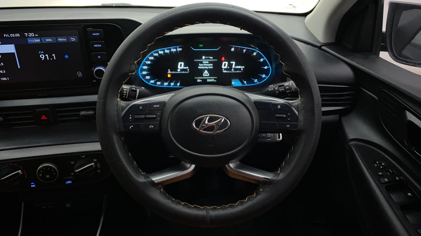 2021 Hyundai NEW I20 SPORTZ 1.2 MT, Petrol, Manual, 33,437 km, Steering Wheel Close Up