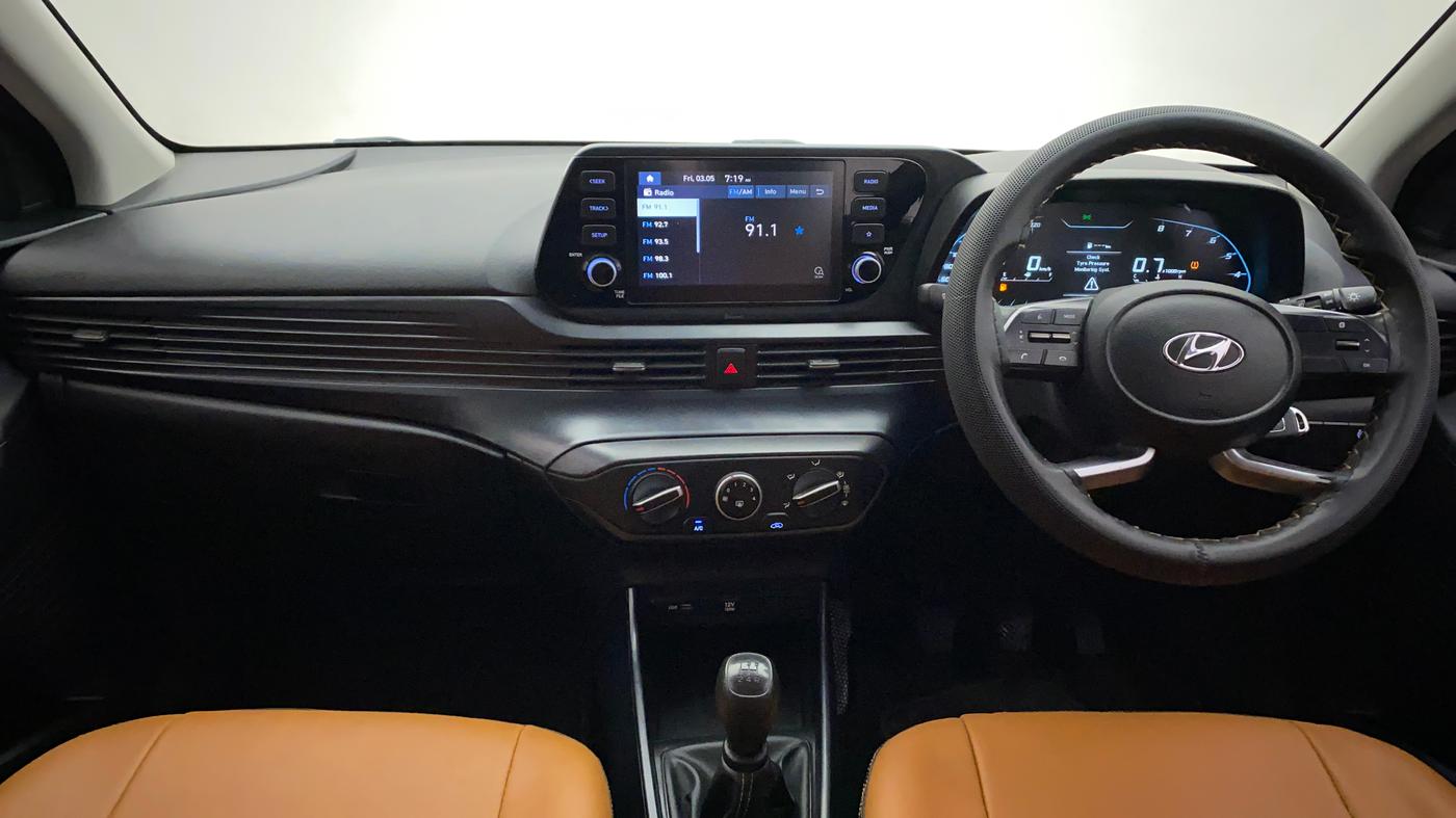 2021 Hyundai NEW I20 SPORTZ 1.2 MT, Petrol, Manual, 33,437 km, Dashboard