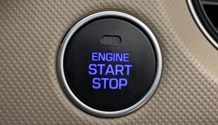2018 Hyundai Grand i10 ASTA 1.2 KAPPA VTVT, Petrol, Manual, 39,083 km, Keyless Start/ Stop Button