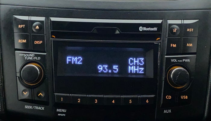 2017 Maruti Swift ZXI, Petrol, Manual, 38,521 km, Infotainment System