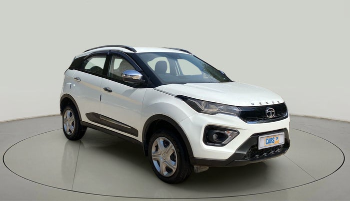 2022 Tata NEXON XMA PLUS SUNROOF PETROL, Petrol, Automatic, 33,391 km, Right Front Diagonal