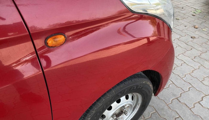 2017 Hyundai Eon ERA +, Petrol, Manual, 99,853 km, Right fender - Minor scratches