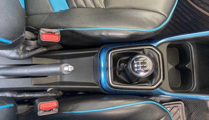 2017 Maruti IGNIS ALPHA 1.2, Petrol, Manual, 89,618 km, Gear Lever