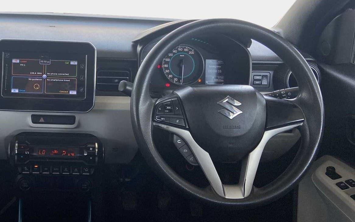 2017 Maruti IGNIS ALPHA 1.2, Petrol, Manual, 89,618 km, Steering Wheel Close Up