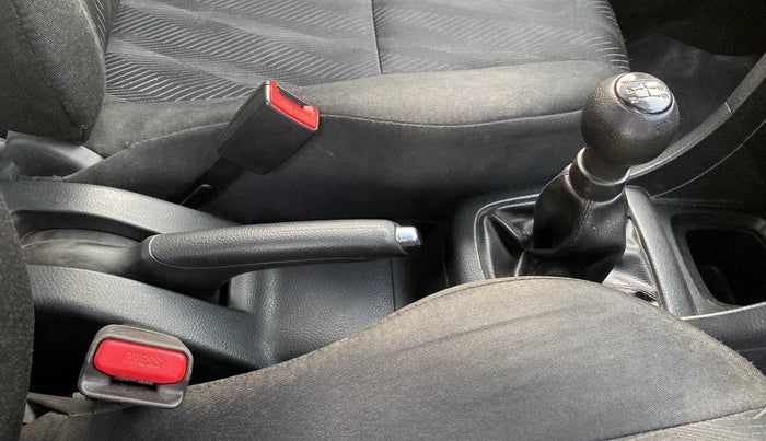 2013 Maruti Swift VDI, Diesel, Manual, 51,554 km, Gear Lever