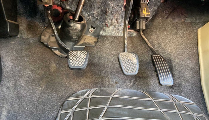 2013 Honda Brio S MT, Petrol, Manual, 60,458 km, Pedals