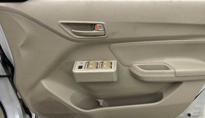 2017 Maruti Dzire LXI, Petrol, Manual, 22,263 km, Driver Side Door Panels Control