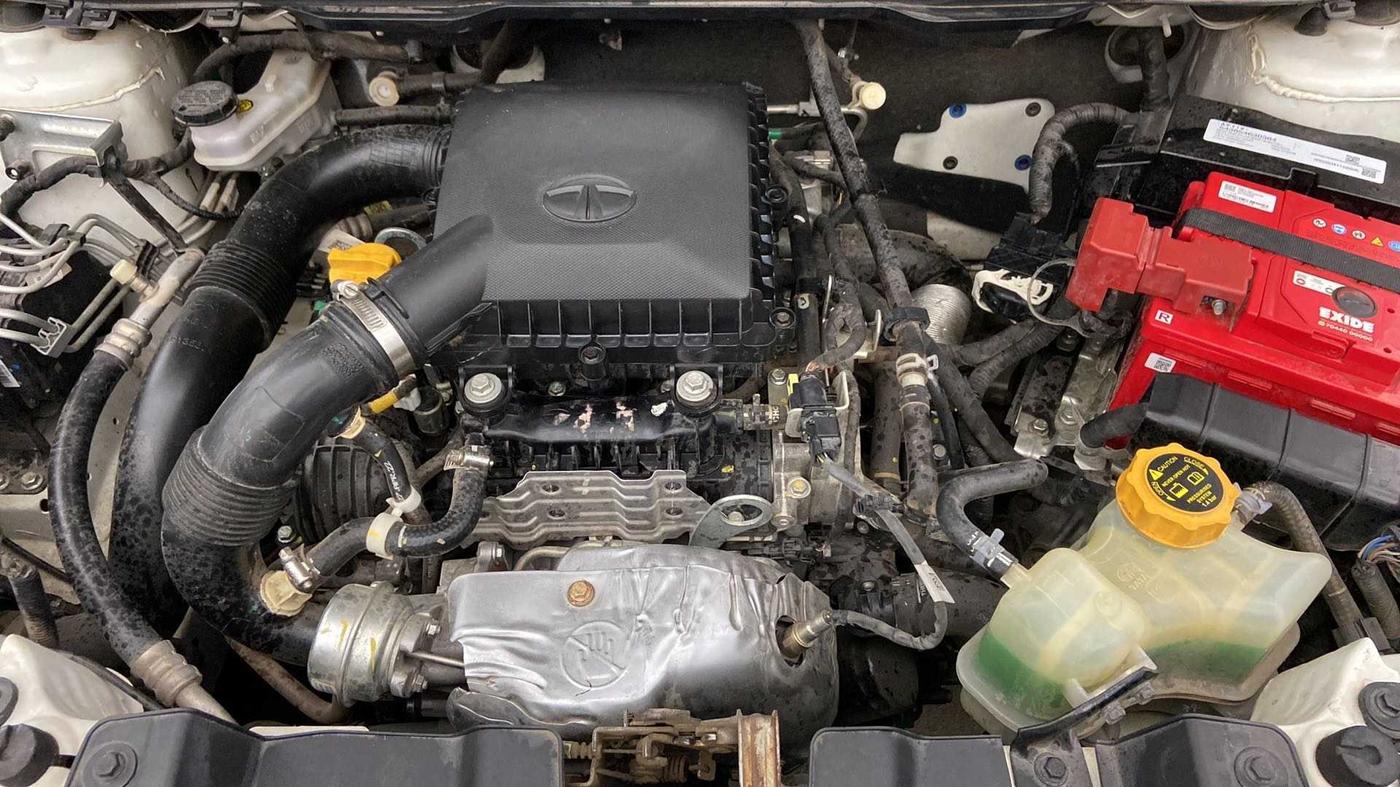 2022 Tata NEXON XZ PLUS PETROL, Petrol, Manual, 31,026 km, Open Bonet