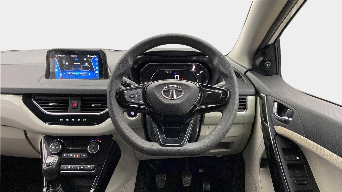 2022 Tata NEXON XZ PLUS PETROL, Petrol, Manual, 31,026 km, Steering Wheel Close Up