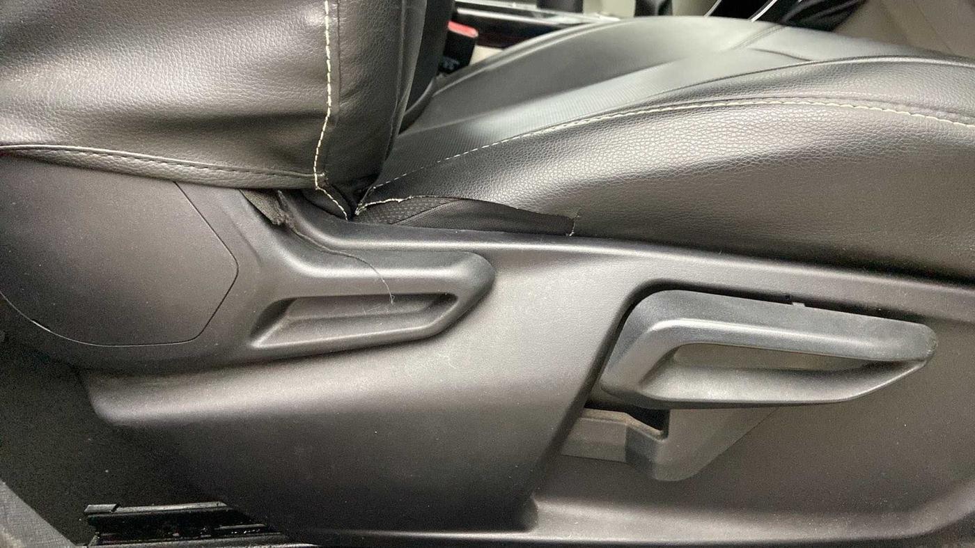 2022 Tata NEXON XZ PLUS PETROL, Petrol, Manual, 31,026 km, Driver Side Adjustment Panel