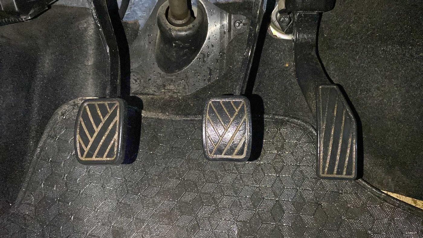 2019 Maruti IGNIS ZETA 1.2, Petrol, Manual, 29,267 km, Pedals