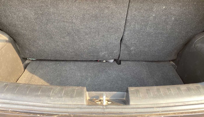 2014 Maruti Swift ZXI, Petrol, Manual, 56,168 km, Boot Inside