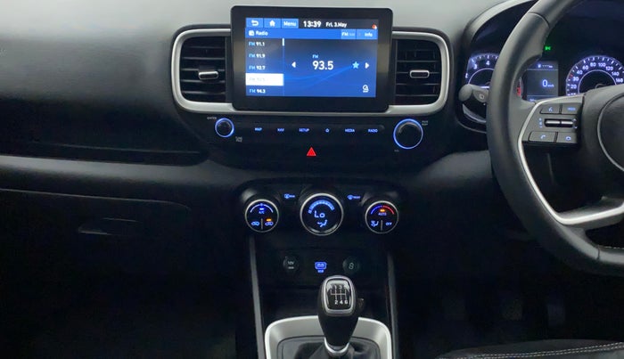 2021 Hyundai VENUE SX 1.0 (O) TURBO, Petrol, Manual, 19,430 km, Air Conditioner