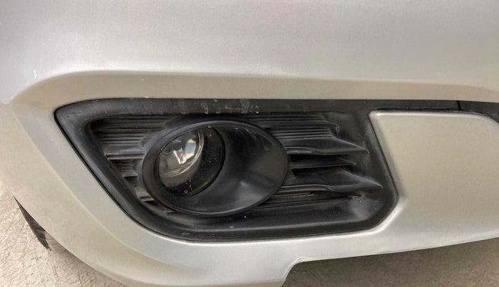 2016 Maruti Ciaz ZXI, Petrol, Manual, 26,038 km, Right fog light - Not working