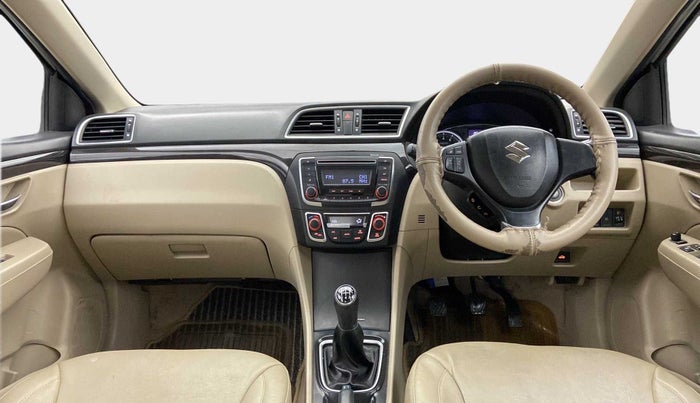 2016 Maruti Ciaz ZXI, Petrol, Manual, 26,038 km, Dashboard