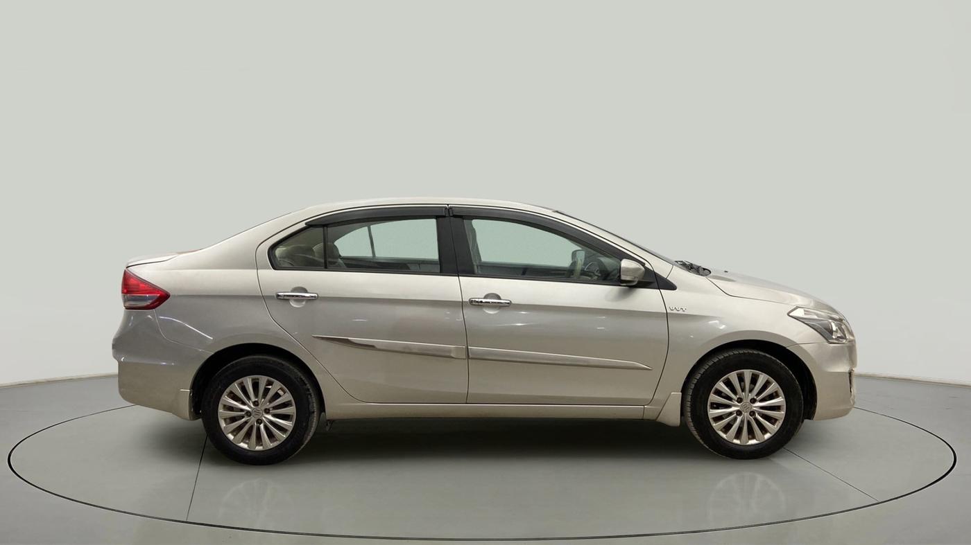 2016 Maruti Ciaz ZXI, Petrol, Manual, 26,038 km, Right Side View