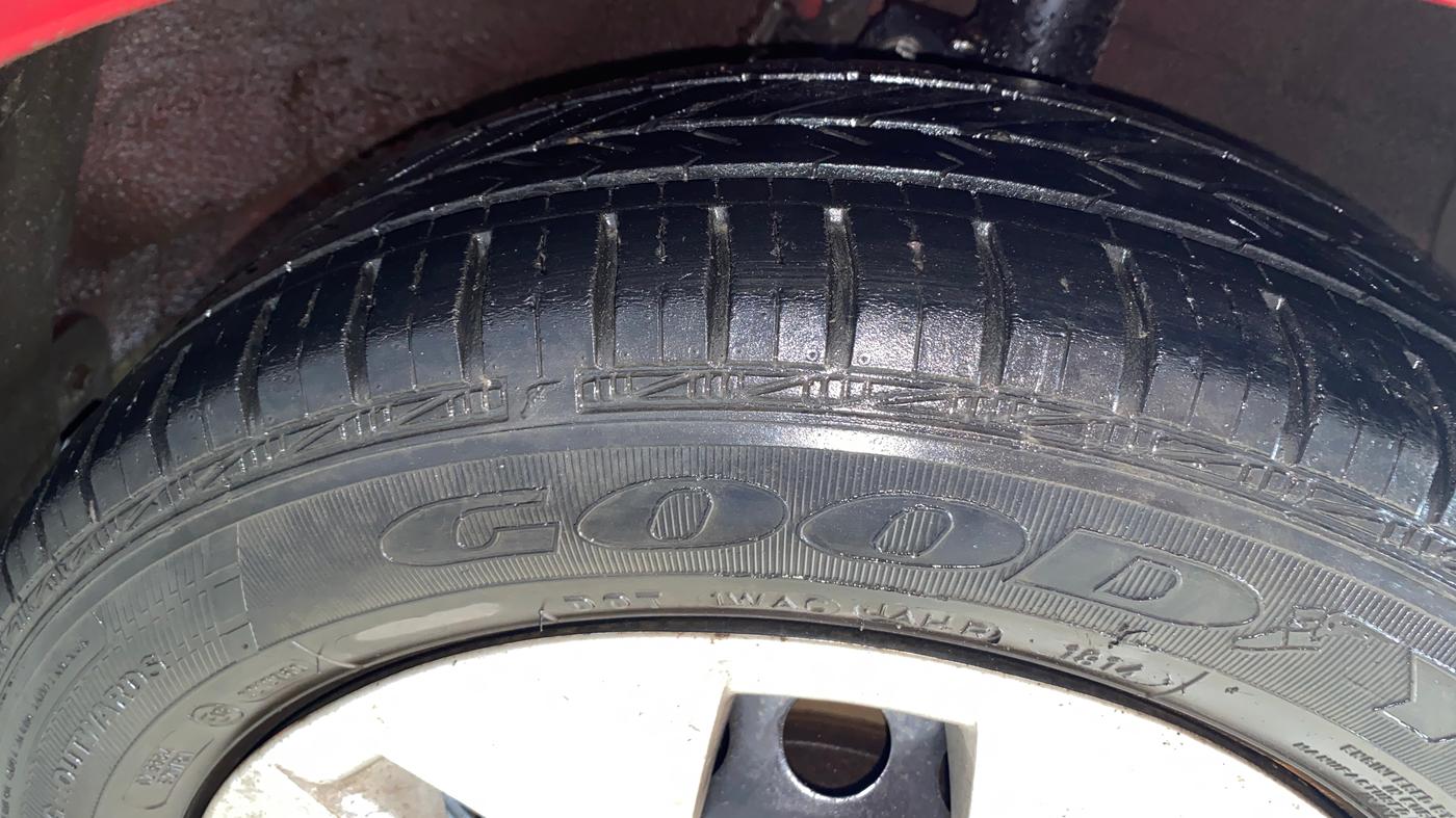 2014 Hyundai Xcent S 1.2, Petrol, Manual, 48,060 km, Right Front Tyre Tread