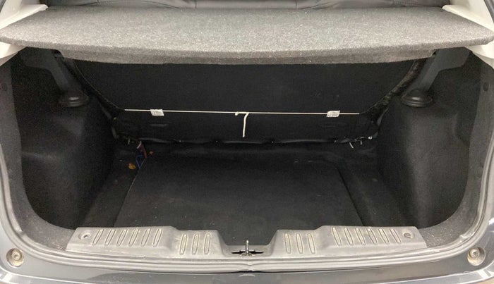 2021 Tata ALTROZ XE PETROL, Petrol, Manual, 9,278 km, Boot Inside