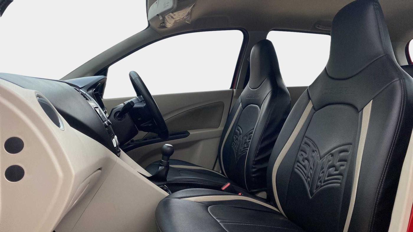 2018 Maruti Celerio ZXI, Petrol, Manual, 19,171 km, Right Side Front Door Cabin