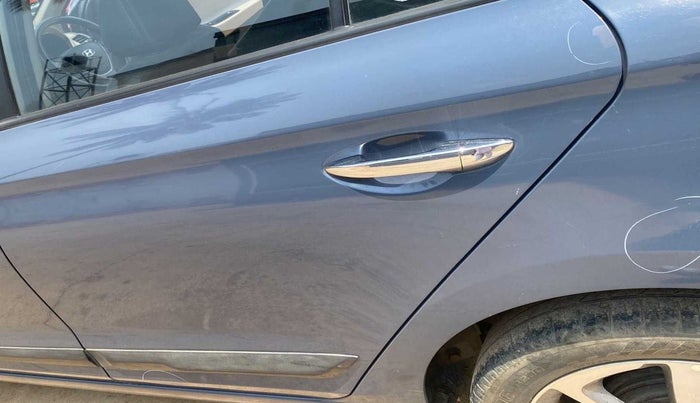 2015 Hyundai Elite i20 ASTA 1.2, Petrol, Manual, 1,09,224 km, Rear left door - Slightly dented