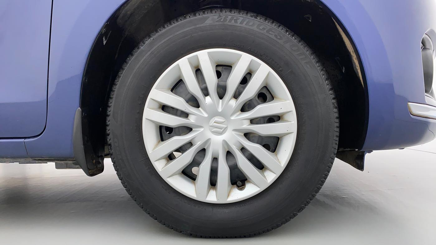 2018 Maruti Dzire VXI, Petrol, Manual, 30,882 km, Right Front Wheel
