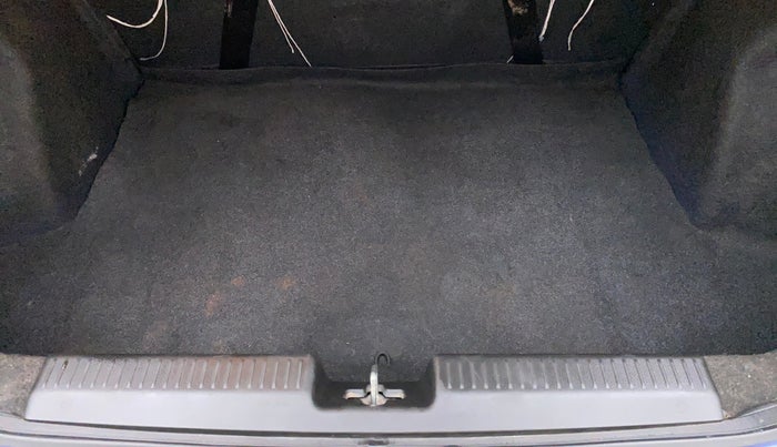 2018 Maruti Dzire VXI, Petrol, Manual, 30,882 km, Boot Inside