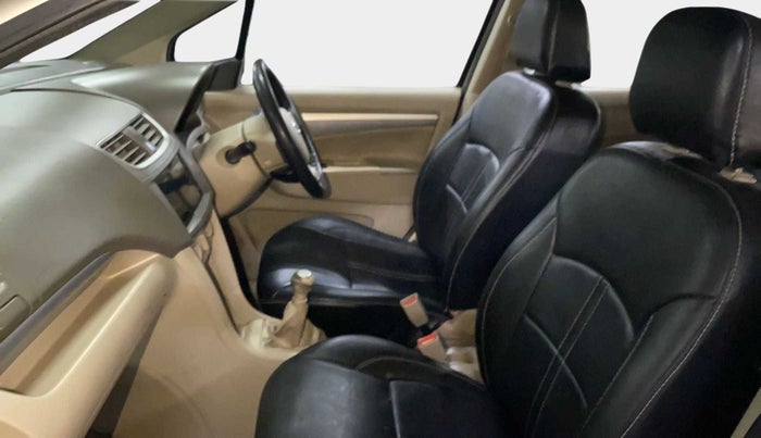 2016 Maruti Ertiga ZXI+, Petrol, Manual, 67,824 km, Right Side Front Door Cabin