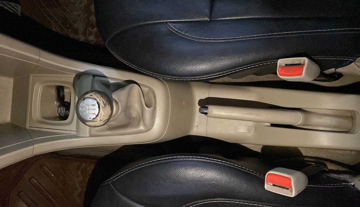 2016 Maruti Ertiga ZXI+, Petrol, Manual, 67,824 km, Gear Lever