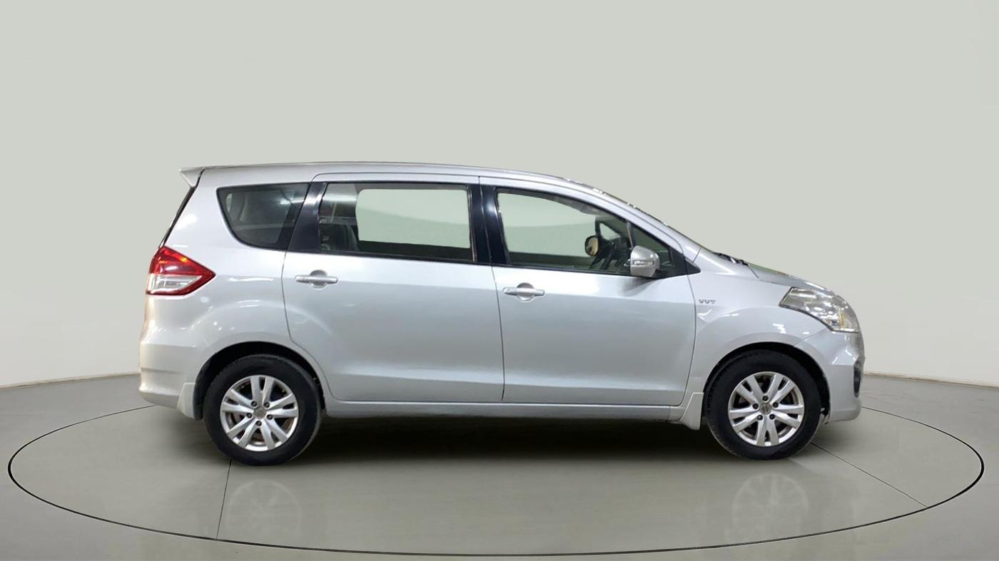 2016 Maruti Ertiga ZXI+, Petrol, Manual, 67,824 km, Right Side View