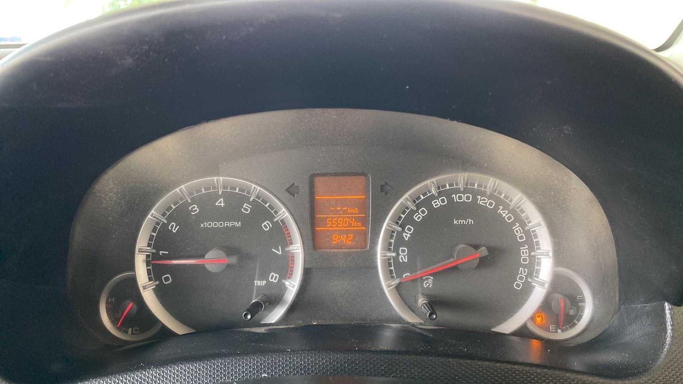 2014 Maruti Swift VXI, Petrol, Manual, 55,901 km, Odometer Image