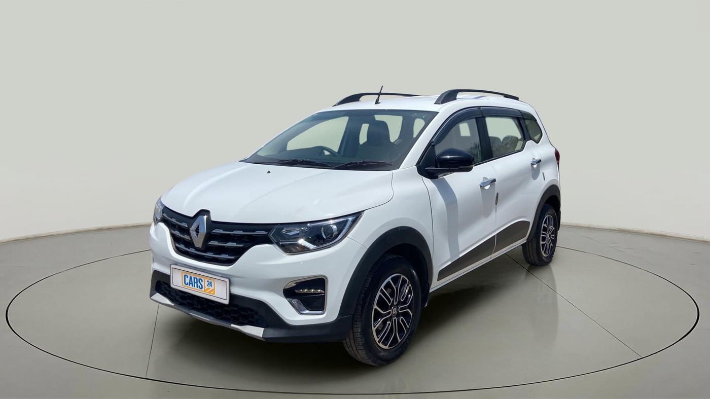 2022 Renault TRIBER RXZ, Petrol, Manual, 14,116 km, Left Front Diagonal