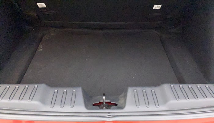 2023 Tata ALTROZ XZ + SUNROOF, Petrol, Manual, 6,884 km, Boot Inside