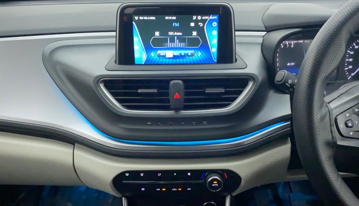 2023 Tata ALTROZ XZ + SUNROOF, Petrol, Manual, 6,884 km, Air Conditioner