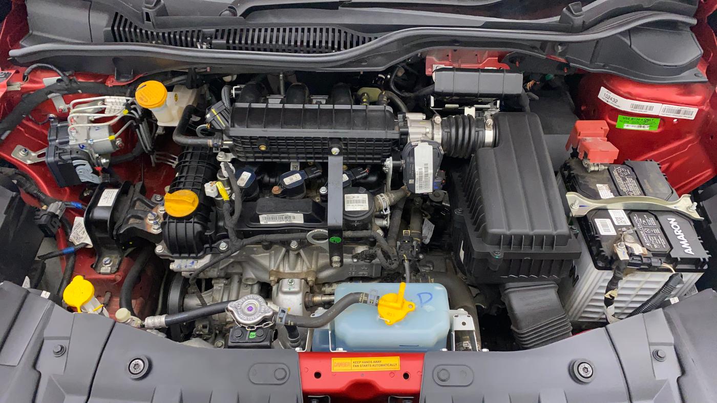 2023 Tata ALTROZ XZ + SUNROOF, Petrol, Manual, 6,884 km, Open Bonet