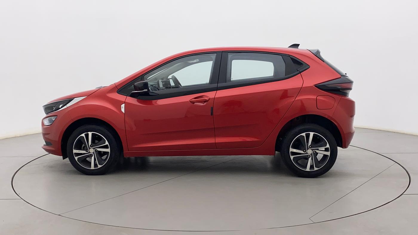 2023 Tata ALTROZ XZ + SUNROOF, Petrol, Manual, 6,884 km, Left Side