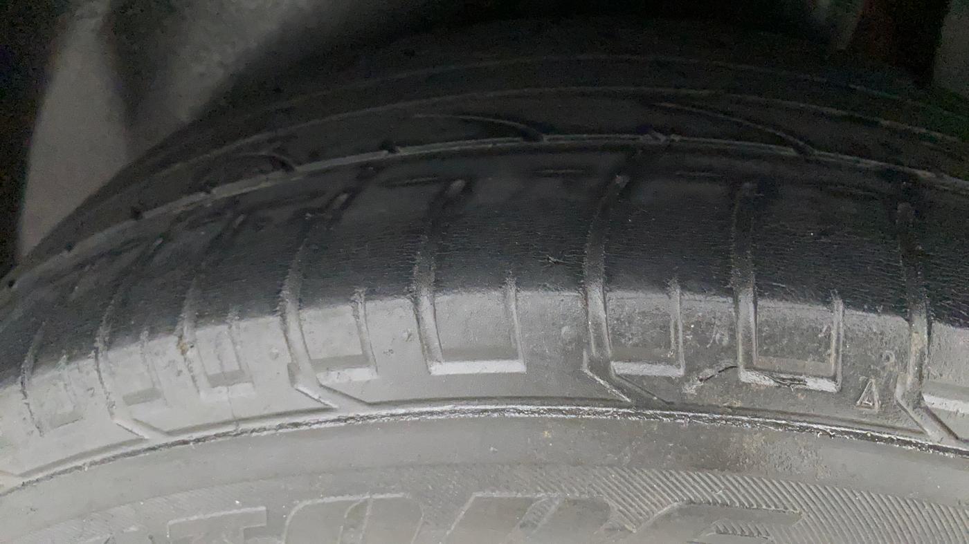 2018 Hyundai Creta SX PLUS AT 1.6 PETROL, Petrol, Automatic, 58,082 km, Left Rear Tyre Tread