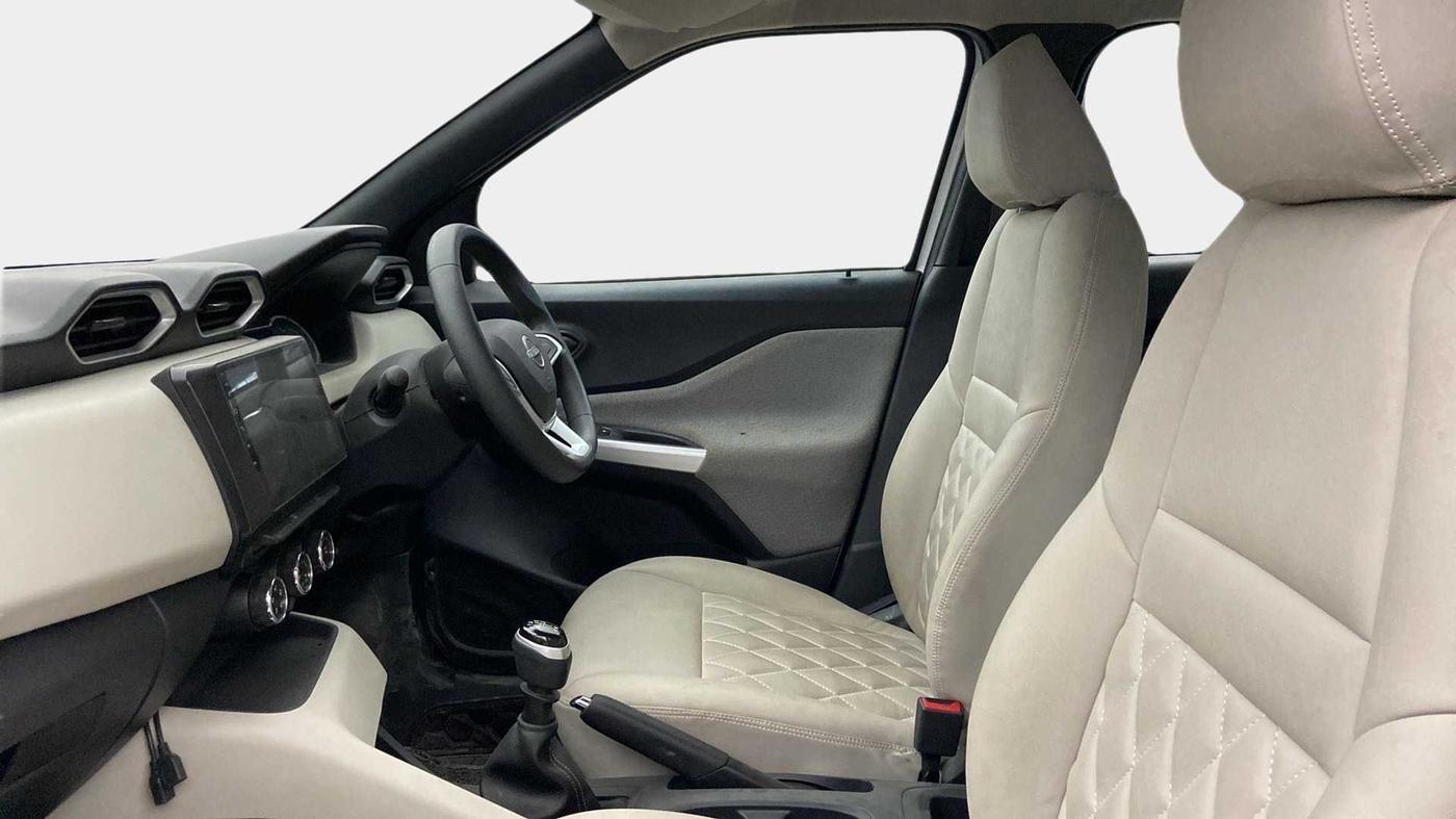 2021 Nissan MAGNITE XE, Petrol, Manual, 8,907 km, Right Side Front Door Cabin