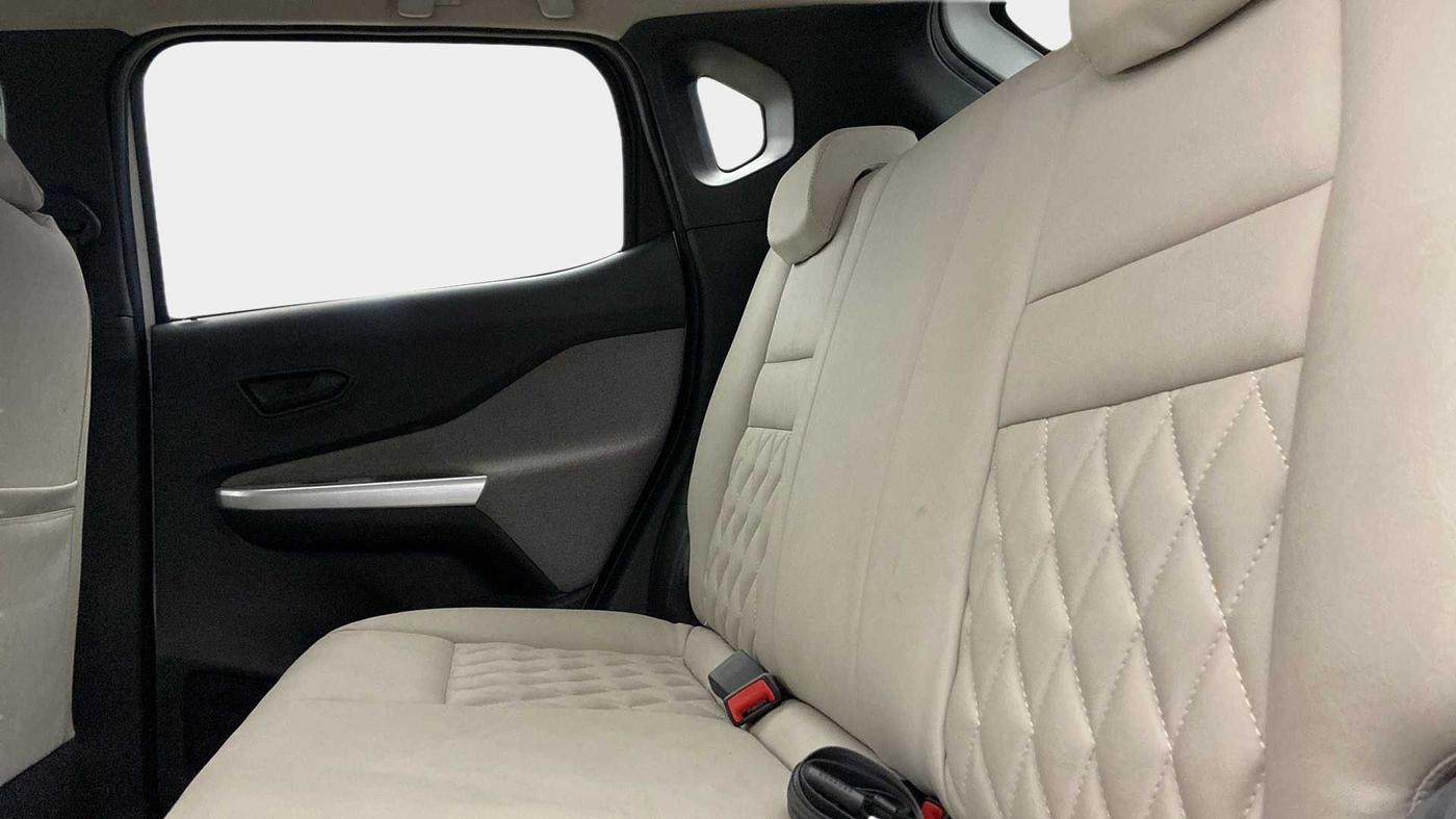 2021 Nissan MAGNITE XE, Petrol, Manual, 8,907 km, Right Side Rear Door Cabin