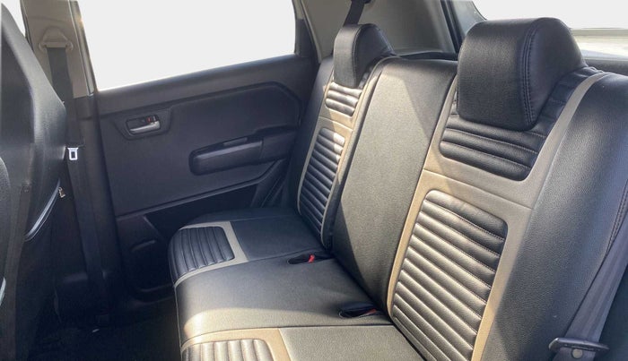2020 Maruti New Wagon-R VXI (O) 1.2 AMT, Petrol, Automatic, 28,709 km, Right Side Rear Door Cabin