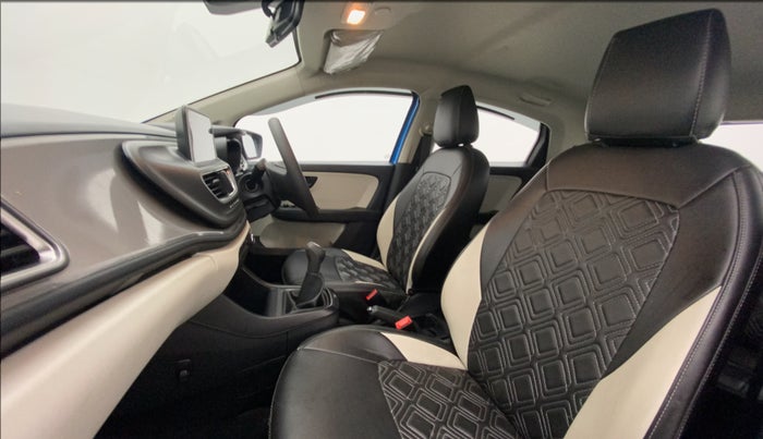 2022 Tata ALTROZ XT DIESEL, Diesel, Manual, 37,737 km, Right Side Front Door Cabin